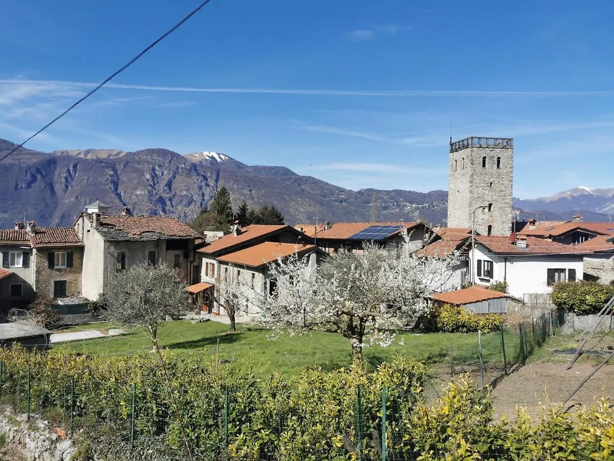 Alla Torre Del Barbarossa Bed & Breakfast Mandello del Lario