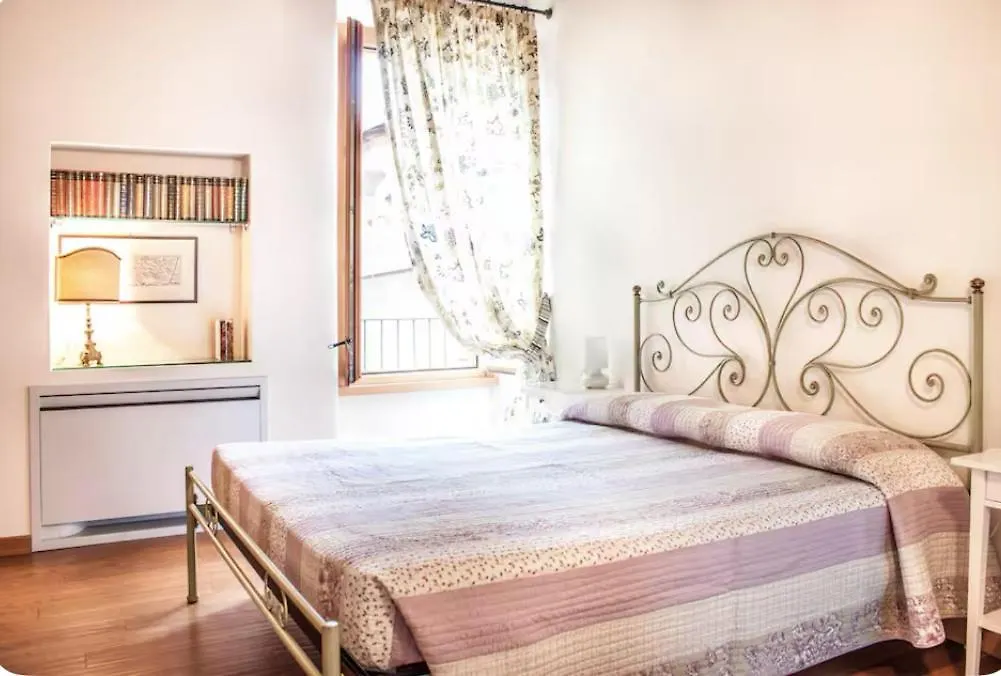 Alla Torre Del Barbarossa Bed & Breakfast Mandello del Lario Italy