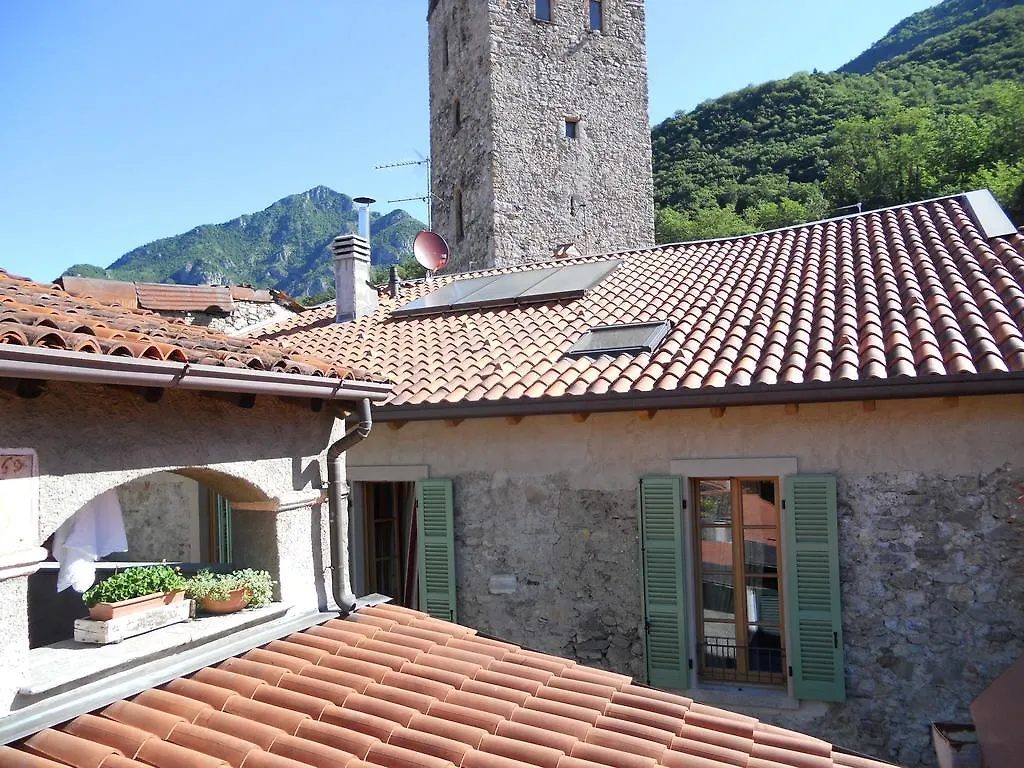 Alla Torre Del Barbarossa Bed & Breakfast Mandello del Lario Italy